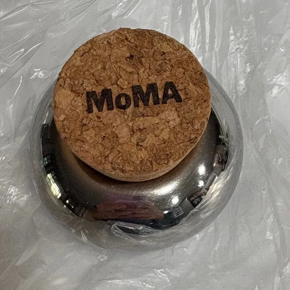 MoMA Museum of Modern Art‎ Mushroom Salt and Pepper Shakers Hylnur Vagn Atlason